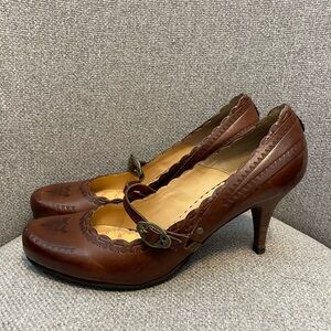 ASH- brown leather Mary Jane heels. Size 41